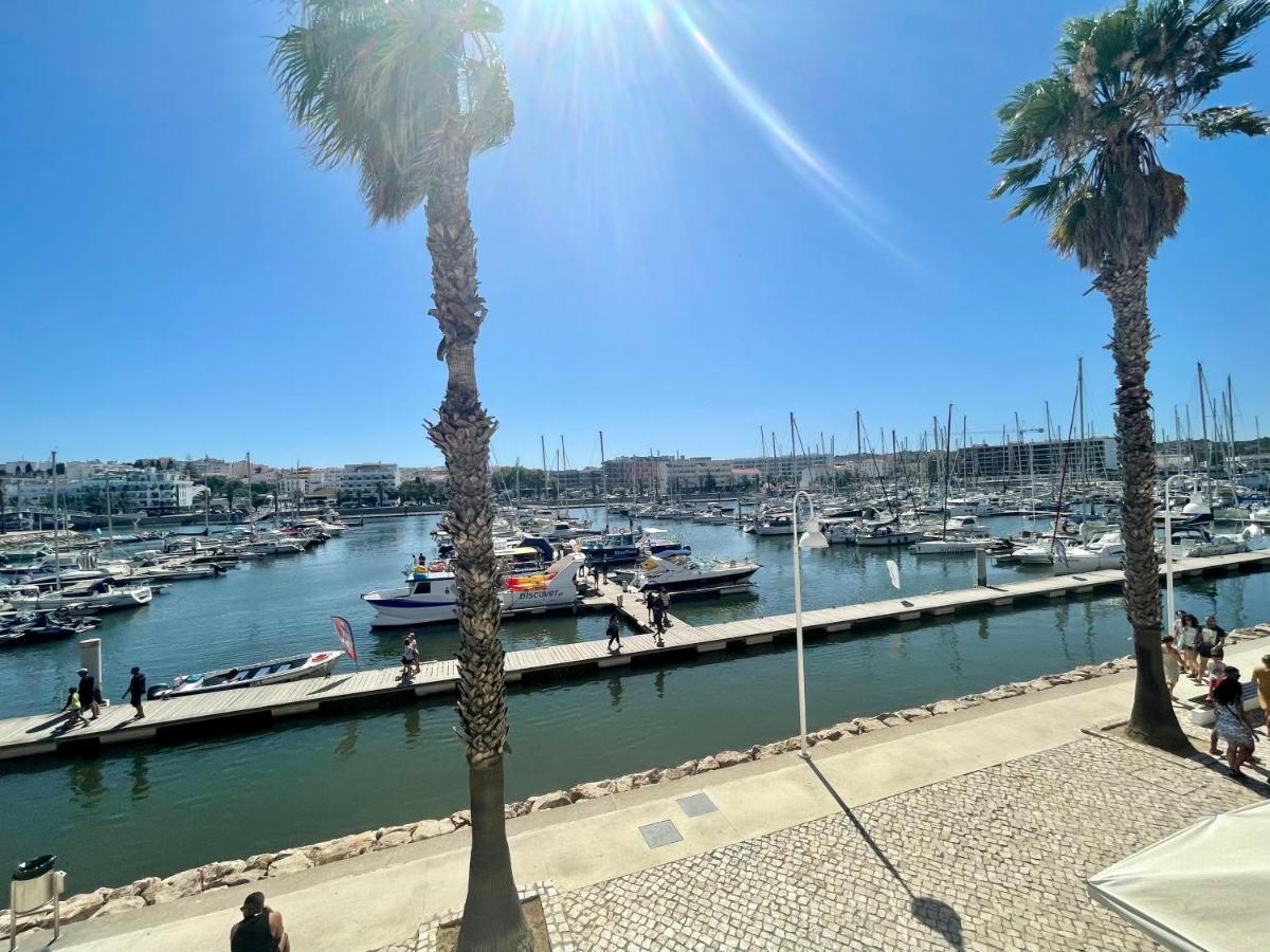 Marina Ii, Junto A Agua Da Premiada Marina De Apartment