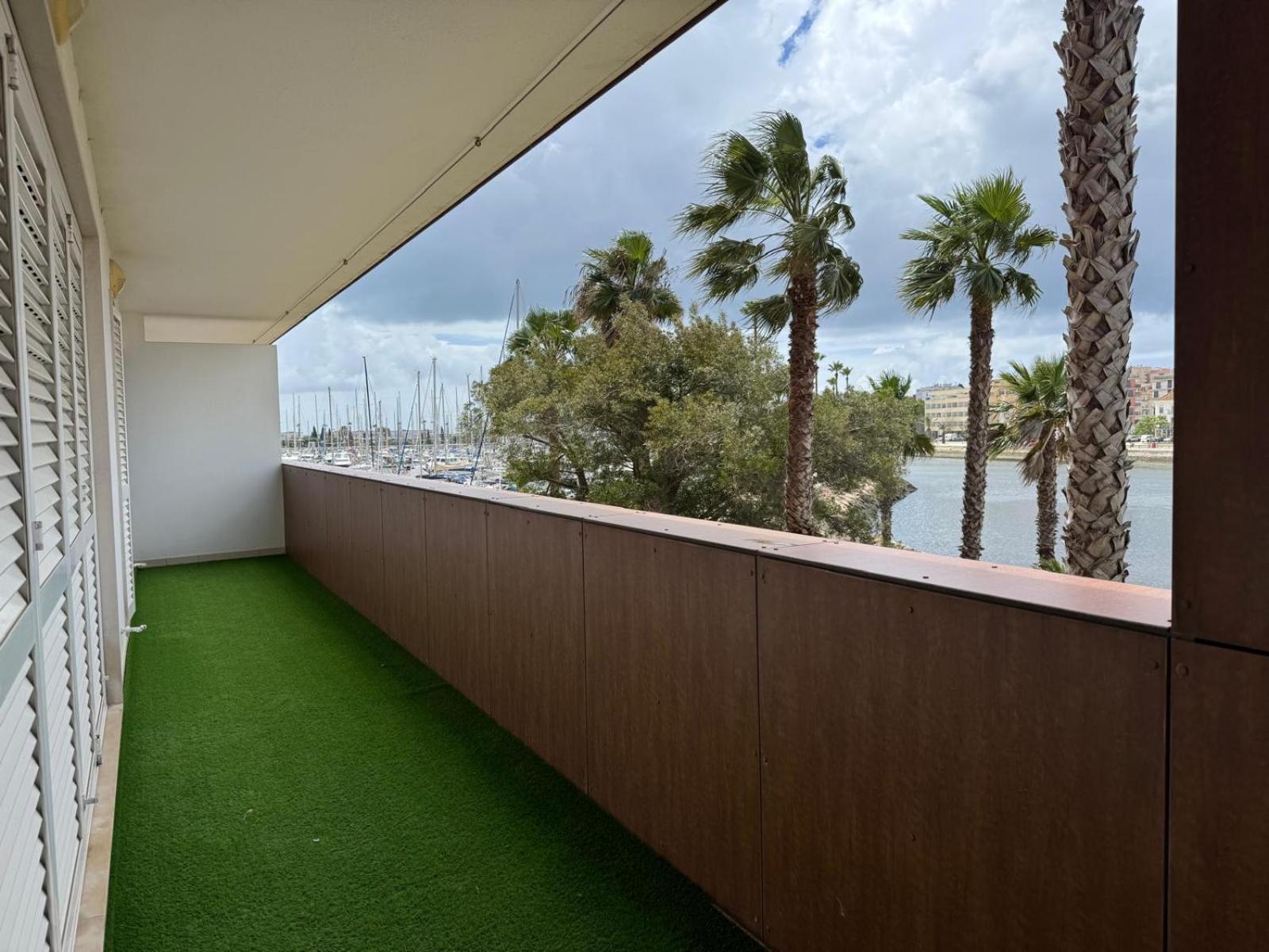 Marina Ii, Junto à água Da Premiada Marina De Apartamento